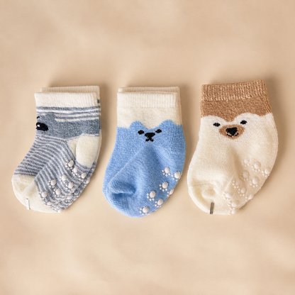 Carter’s Baby Socks – Pack of 3 | 0–6 Months